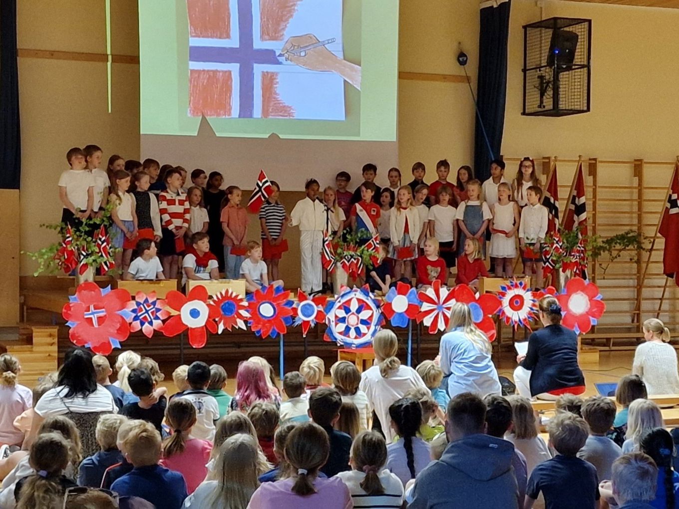 Foto: Mariann Petersen 17. maisamling